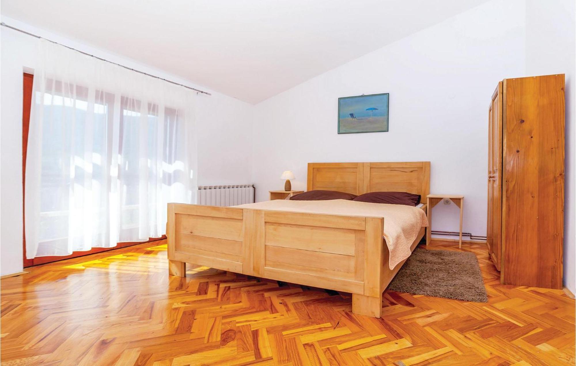 7 Bedroom Pet Friendly Home In Crni Kal Crni Kal  Exterior photo