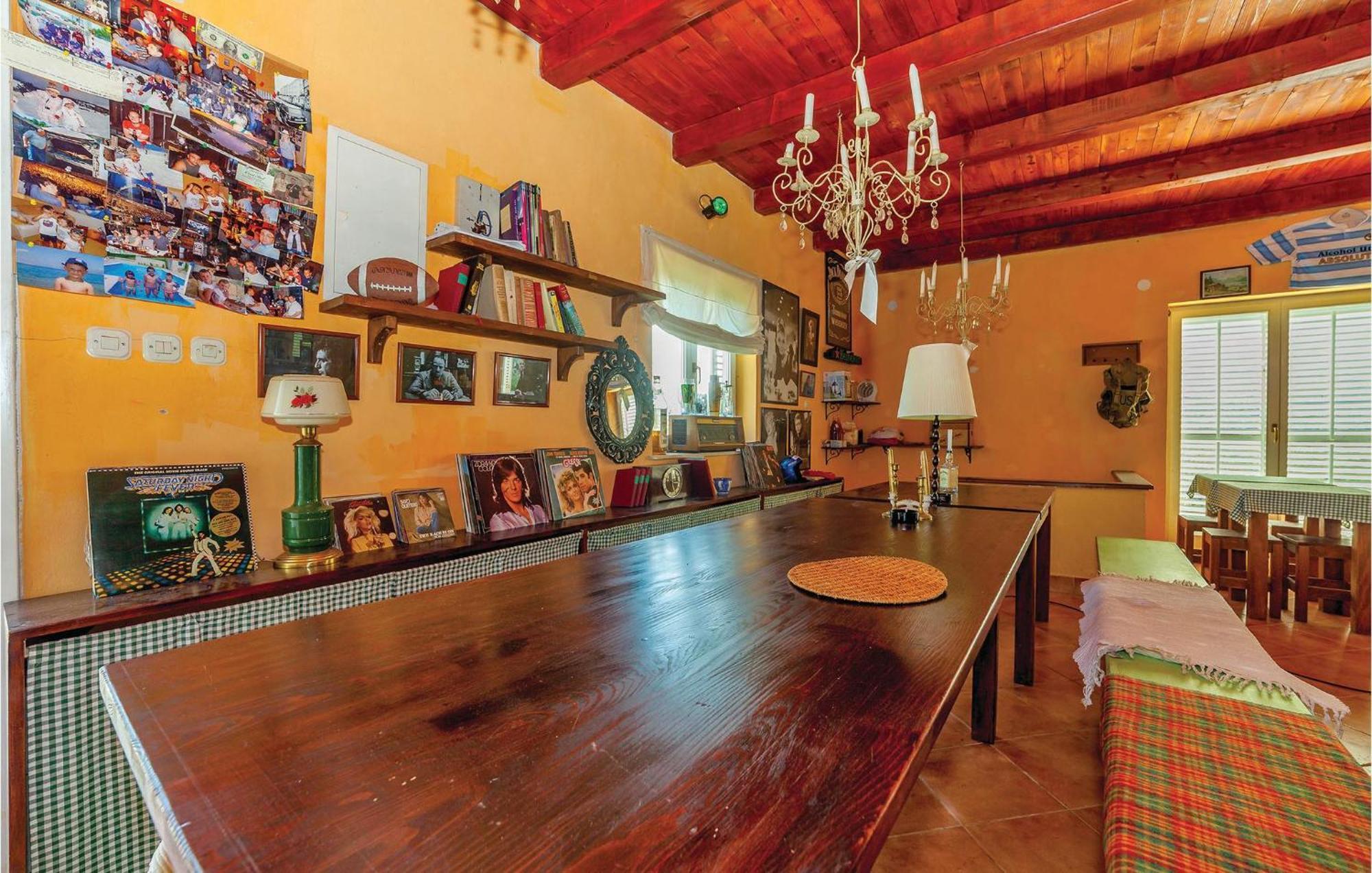 7 Bedroom Pet Friendly Home In Crni Kal Crni Kal  Exterior photo